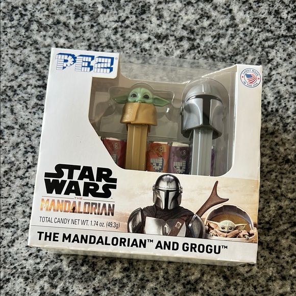PEZ Star Wars Mandalorian & Grogu Dispenser Gift Set 2021 New in Box - Picture 1 of 4